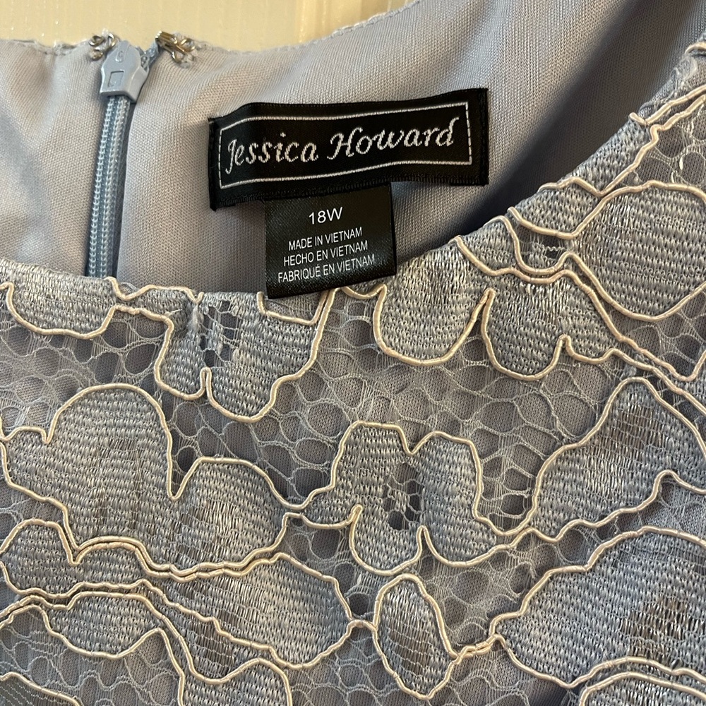 Dress - size 18W - tags still attached. Lined. Hits at knee (I’m 5’6”).